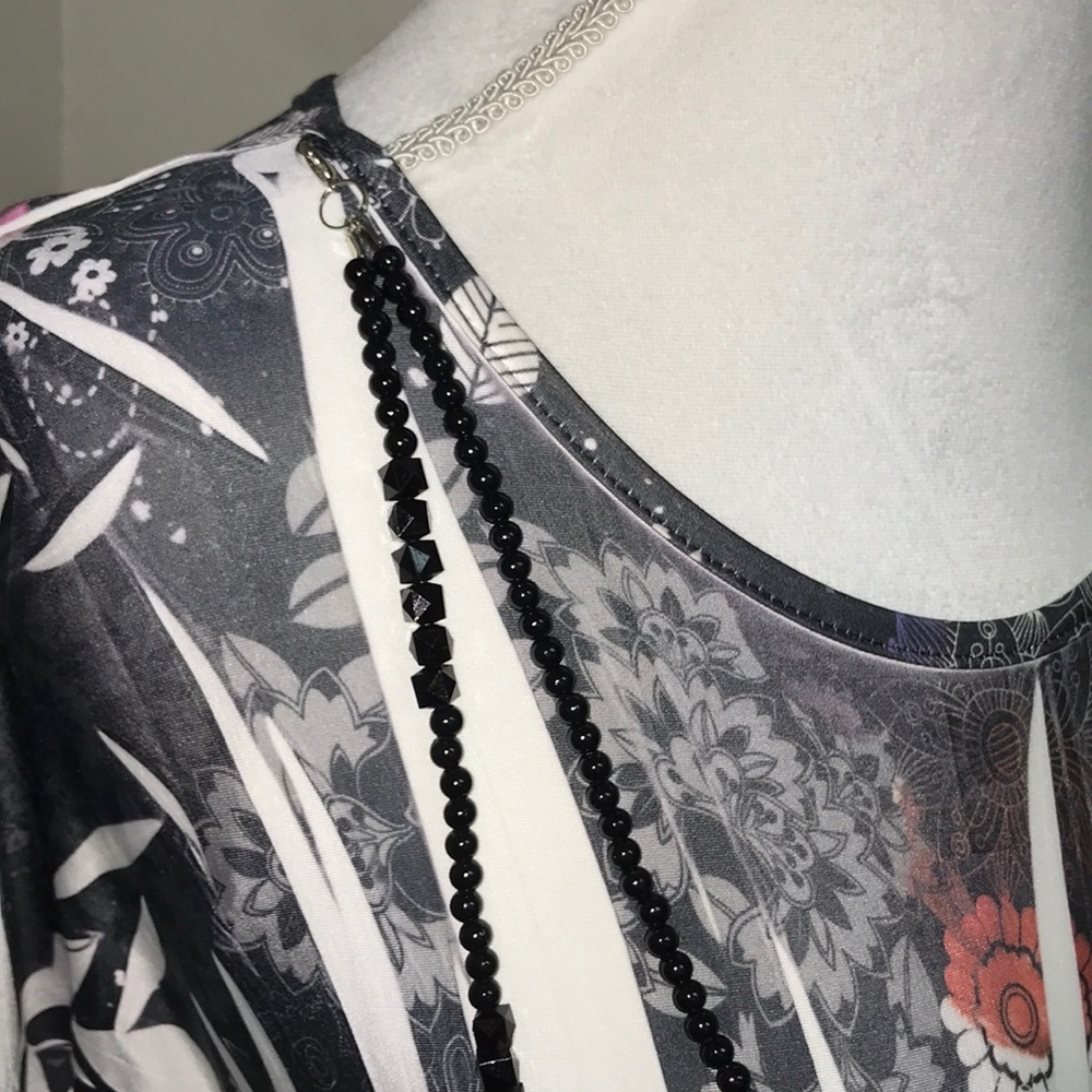 Yahada Dress View 3